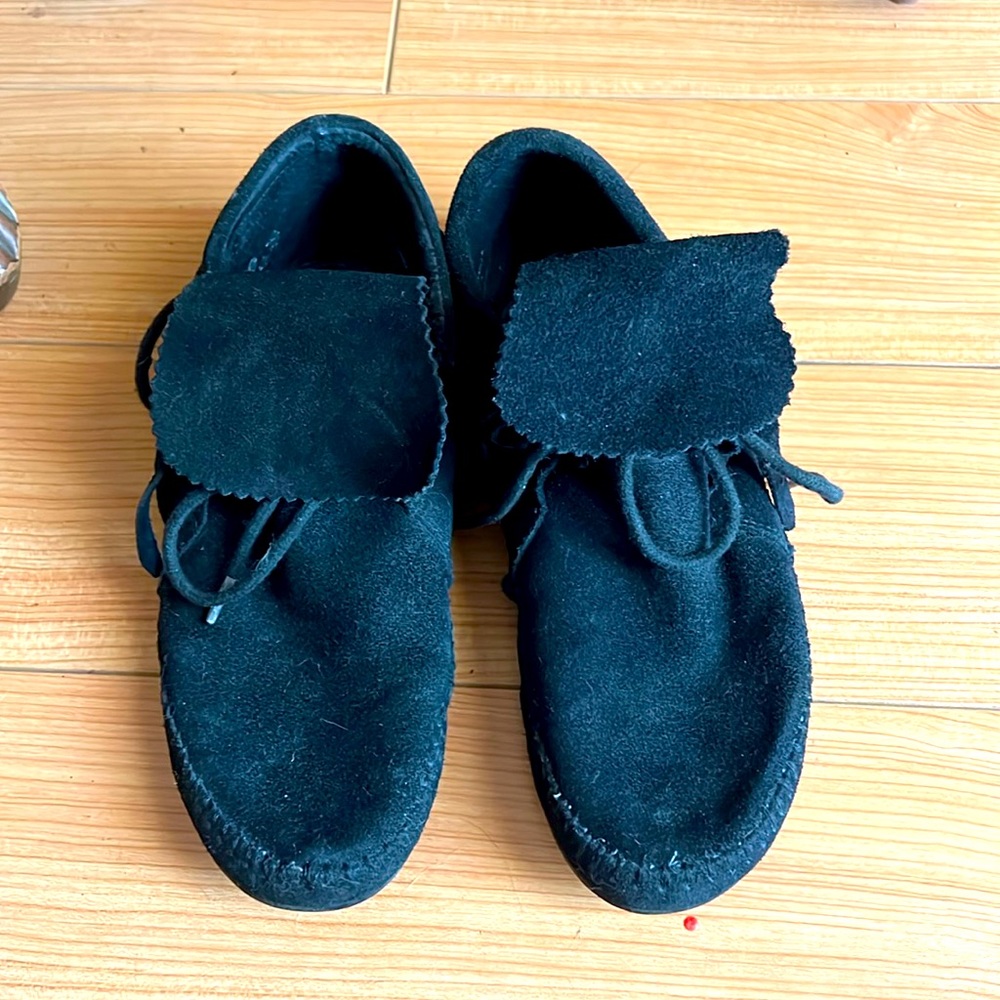 In good shape super comfy moccasins